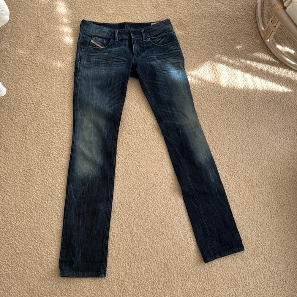 Vintage low rise Diesel jeans!